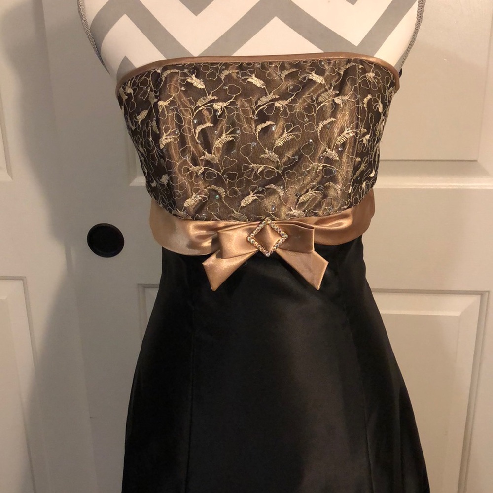 Formal Prom Dress - Picture 2 of 4